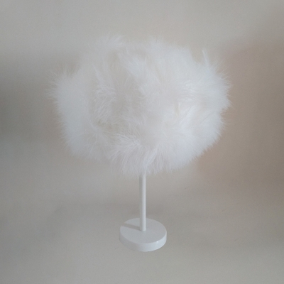 Simple Style Cloud Shaped Table Light Feather 1 Head Kids Room Nightstand Lamp in White