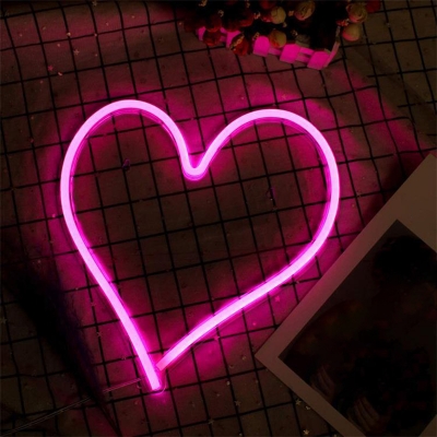 Loving Heart Shaped Night Lamp Kids Style Plastic Girls Bedroom LED Wall Light in White