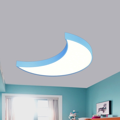 Small/Large Cartoon LED Flushmount Blue/Yellow Crescent Ceiling Light with Acrylic Shade for Kindergarten