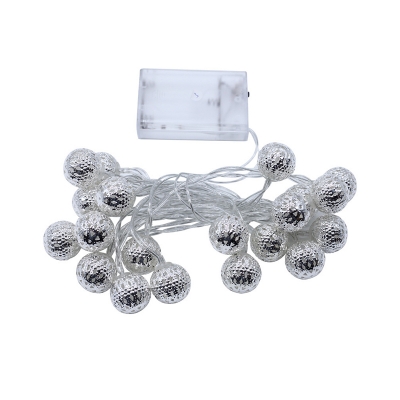 9.8/13.1/16.4ft Clear Hollowed out Festive Light Moroccan 10/20/50 Heads Metal Battery LED Ball Light String in Warm/White/Multi-Color Light for Patio