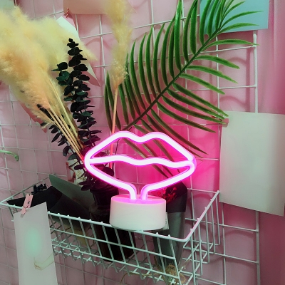 Stylish Modern Lip Shaped Night Lamp Acrylic Girls Bedside LED Table Light in Pink