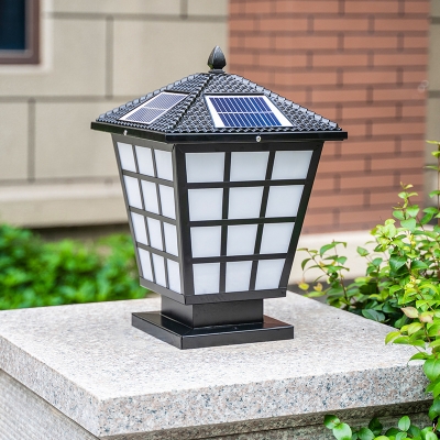 Metal Gridded Solar Post Lantern Antique Garden LED Landscape Light in Black/Bronze, 8