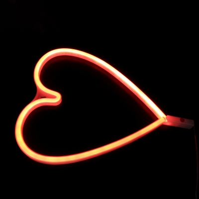 White Love Heart Night Lighting Minimalist Plastic Plug-in LED Wall Lamp in Warm/Red Light