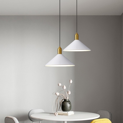 Nordic Conical Hanging Light Single-Bulb Metal Drop Pendant in Black/White/Gold with Brass Top