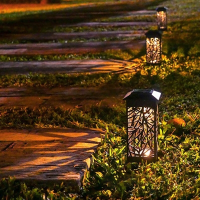 1 Pc Hollowed-out Solar Stake Lamp Vintage Metal Patio LED Pathway Light in Black, Warm/White Light