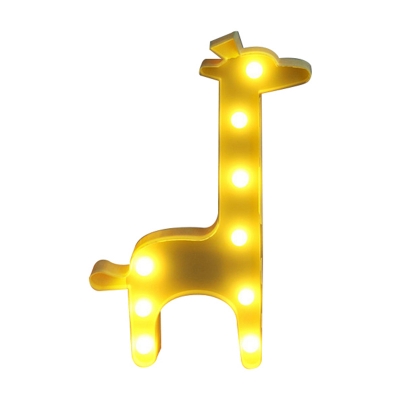 Kids Giraffe Battery Night Light Plastic Bedside Integrated LED Wall Night Lamp in Pink/Blue/Yellow