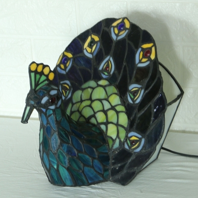 Tiffany Style Peacock Table Light 1 Head Stained Art Glass Nightstand Lamp in Blue