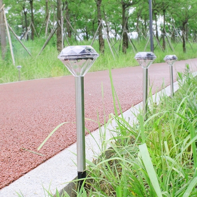 Clear Diamond Shaped Pathway Lamp Simple Acrylic LED Solar Stake Lighting in Warm/Multicolored Light, 1 Pc