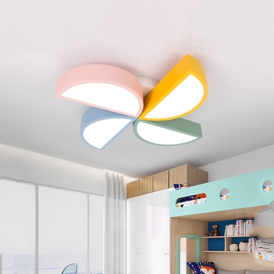 Cartoon Pinwheel Flush Ceiling Light Acrylic Kids Bedroom LED Flush Mount in White