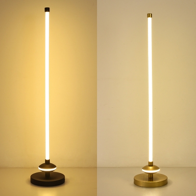 Simplicity Slim Tube Floor Lamp Metal Living Room LED Standing Floor Light in Black/Gold