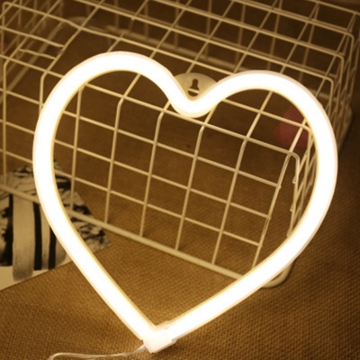 Stylish Modern LED Night Light White Heart Shaped USB Wall Lamp with Plastic Shade, Warm/Pink Light