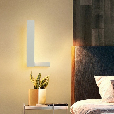 Nordic Bar Shaped Wall Sconce Lamp Metal Bedside Horizontal/Vertical LED Wall Light in Black/White