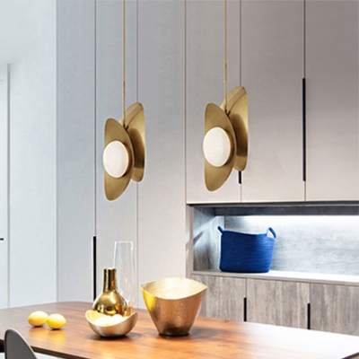 Novelty Postmodern Curved Drop Pendant Opaline Glass 2-Bulb Dining Room Chandelier in Gold/Black