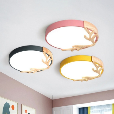 Round Flush Mount Lighting Fixture Macaron Metal Bedroom LED Ceiling Light with Wood Antler Deco