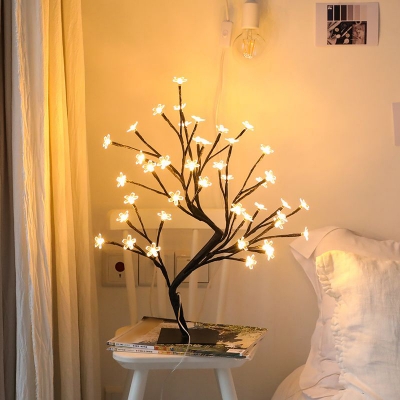 Metal Hand-Woven Tree Night Light Modern USB LED Table Lamp for Home Decoration