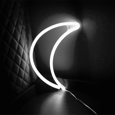 Crescent Childrens Bedroom Table Light Rubber Minimalist LED Battery Wall Night Lamp in White
