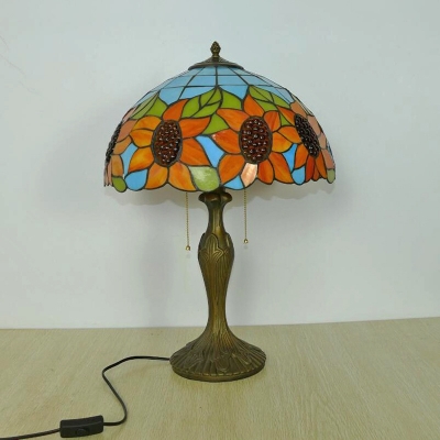 Domed Night Stand Light Hand-Cut Stained Glass Tiffany Table Lamp with Sunflower Pattern