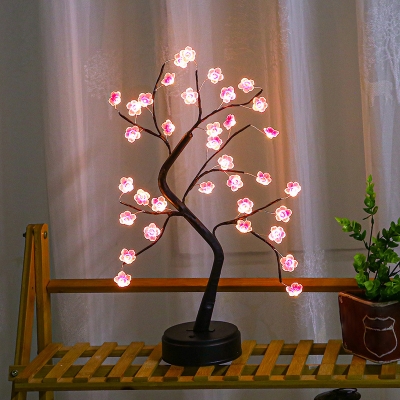 Plum Blossom Table Light Artistic Plastic Living Room Battery LED Nightstand Lamp in Black