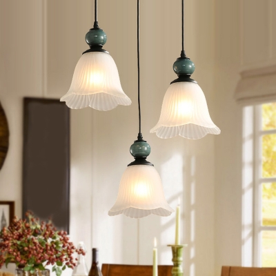 Ribbed Glass Flower Shade Hanging Light Traditional 3 Heads Dining Room Multi Light Pendant in Black