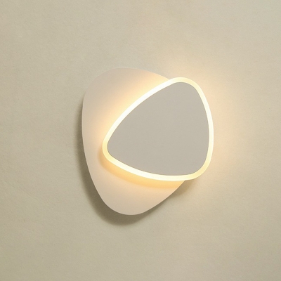 White Geometric Wall Mounted Lamp Simplicity LED Metal Sconce Light for Living Room
