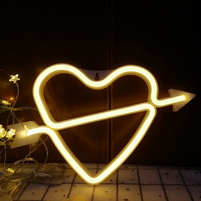 Cupids Arrow Shaped Plastic Night Light Romantic Decorative White Battery LED Wall Lamp
