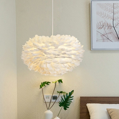 White Round Hanging Pendant Light Nordic Metal Suspension Lighting over Dining Table