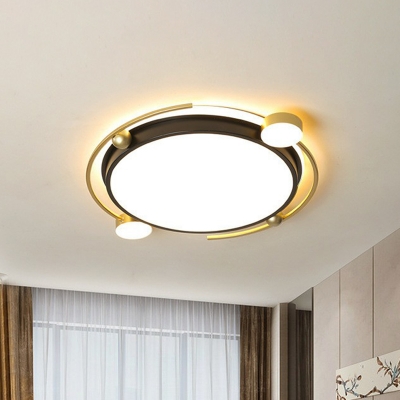 Geometric Bedroom LED Flush Ceiling Light Metal Minimalist Flushmount in Gold-Black