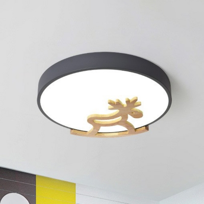 Carved Wood Deer Flush Light Kids Style LED Round Flush Mount Ceiling Lighting Fixture