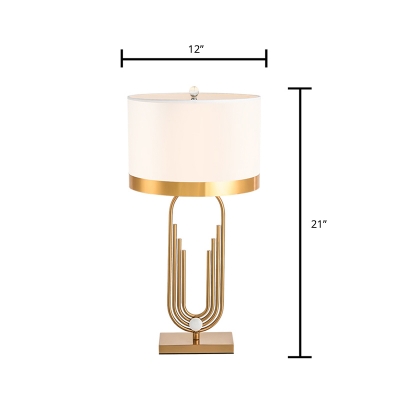 Round Fabric Table Light Traditional Single-Bulb Bedside Nightstand Lighting with Metallic Base