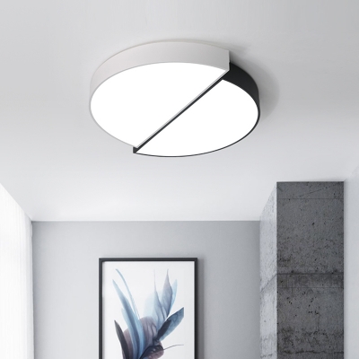 Splicing Round Flush Ceiling Light Contemporary Acrylic Bedroom LED Flush Mount Lighting in Black and White