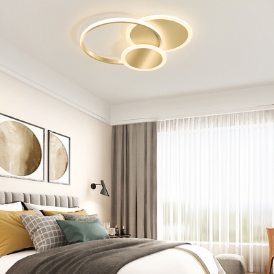 Simplicity Ring LED Flush Mount Light Acrylic Bedroom Flush Mount Ceiling Light in Gold