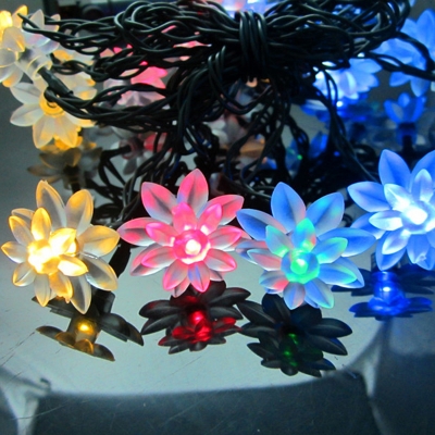 16.4ft Lotus Plastic LED Fairy Lamp Artistic 20 Heads White Solar String Light for Garden
