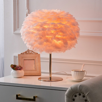 Global Feather Table Lamp Nordic Style 1 Bulb Nightstand Light for Girls Bedroom