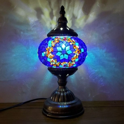 Hand-Cut Stained Glass Globe Night Light Retro Style 1 Head Bedroom Table Lighting