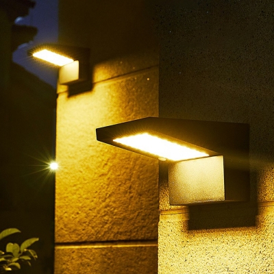 Black L-Shaped Solar Wall Sconce Simple Style Metal LED Wall Mount Light for Outdoor