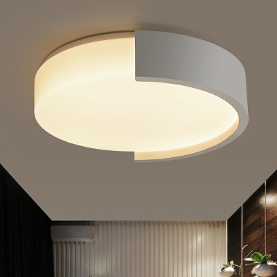 White Round Ceiling Mount Lamp Nordic LED Acrylic Flush Mount Fixture for Bedroom