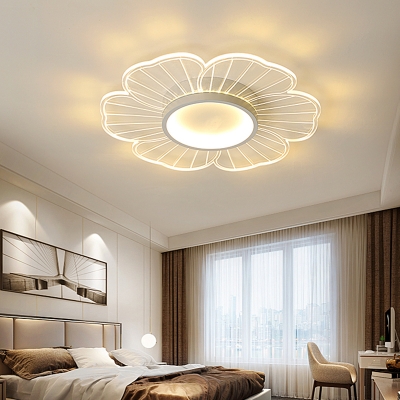 Flower LED Flush Mount Modern Acrylic Bedroom Flushmount Ceiling Lighting in Clear