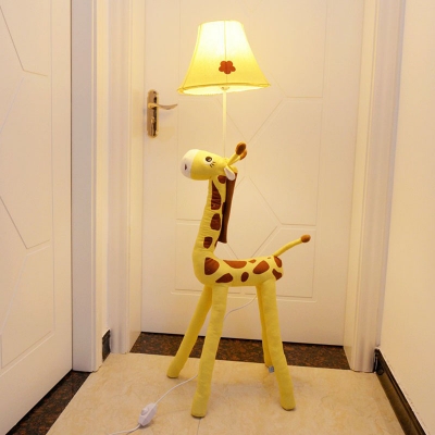 Fabric Giraffe Floor Light Cartoon 1-Light Stand Up Lamp with Flared Lampshade for Nursery