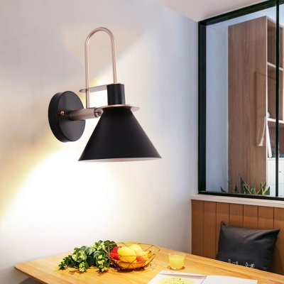 Macaron Horn Shaped Wall Lamp Fixture Metal 1-Bulb Bedroom Wall Mounted Reading Light