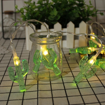 Cactus LED Fairy Lighting Decorative Plastic Outdoor Solar Powered String Light in Green