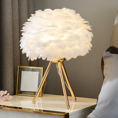 Feather Floral Table Lamp Modern Style 1 Head Nightstand Light with Metallic Tripod