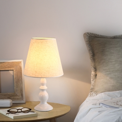 1-Bulb Nightstand Lighting Vintage Bedroom Night Table Light with Fabric Empire Shade