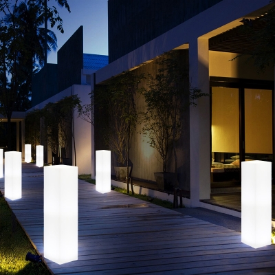 Outdoor Rechargeable LED Path Light Simplicity White Stake Lamp with Rectangular PE Shade