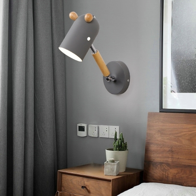 Deer Shaped Metal Wall Light Sconce Nordic 1-Light Adjustable Reading Wall Lamp with Wooden Decor