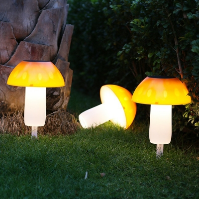 Mushroom Plastic Solar Ground Lighting Decorative Orange LED Pathway Light for Garden