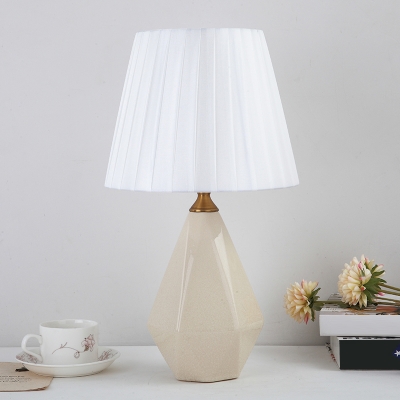 Ceramic Diamond Shaped Table Lamp Modern 1-Head Nightstand Light with Pleated Fabric Shade