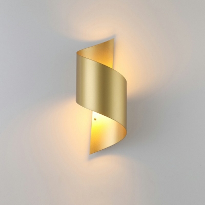 Twisted Metal Postmodern Wall Sconce Gold Simplicity 1-Light Wall Lamp