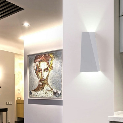 Irregular Shape LED Wall Light 3.5 Inchs WarmFixture Up and Down Light Sconce Light for Corridor in Warm Light