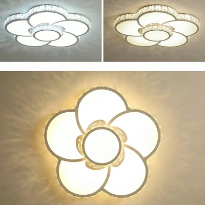 Flower Shape Contemporary LED Flush Mount Ceiling Light Living Crystal Room Lighting in Chrome