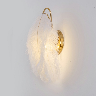 Nordic Feather Wall Mount Light 1 Light Ambient Lighting Wall Lamp for Children's Bedroom in White